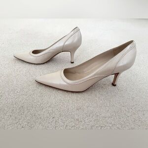 Bruno Magli beige pumps heels shoes - size 38.5